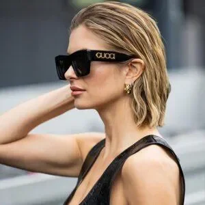 Gucci | Accessories | New Gucci Gg772s 01 Sunglasses Black  display picture 1